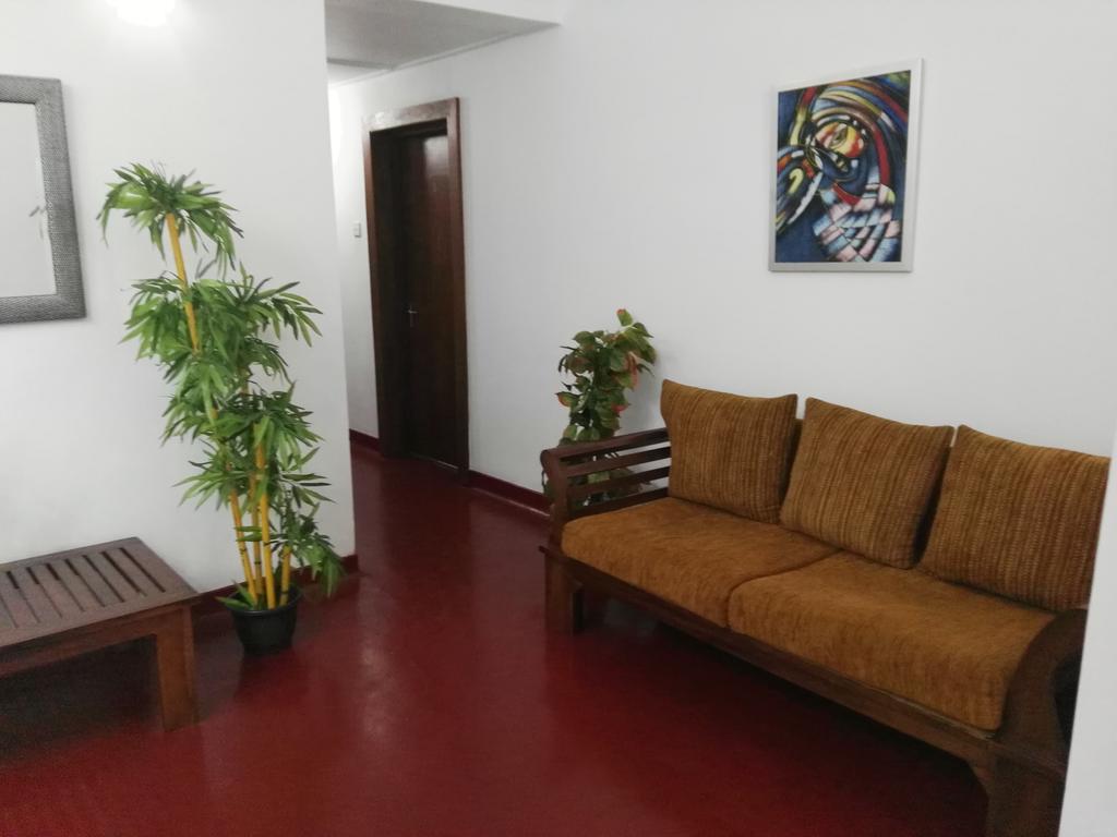 Anna Shanthi Villa Kandy Bagian luar foto