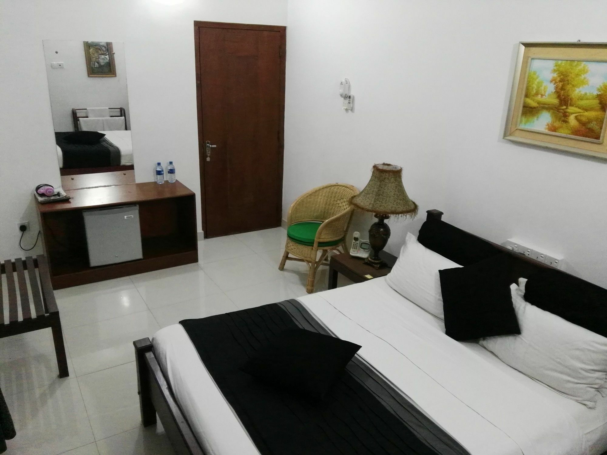 Anna Shanthi Villa Kandy Bagian luar foto